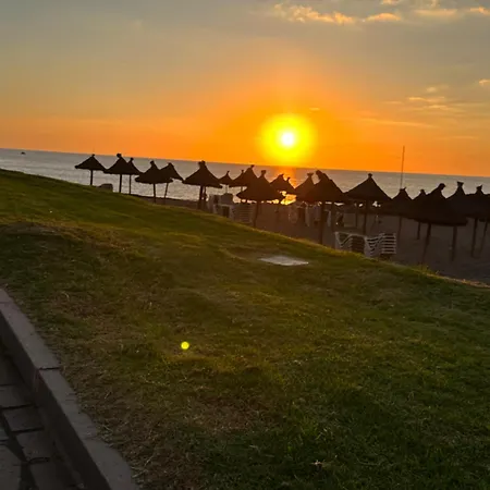 Tenerife Sud * アデヘ